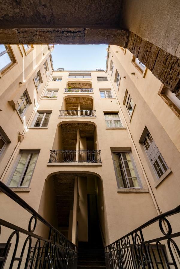 Le Royale Haussmann 4 Places Loft Canut Лион Экстерьер фото
